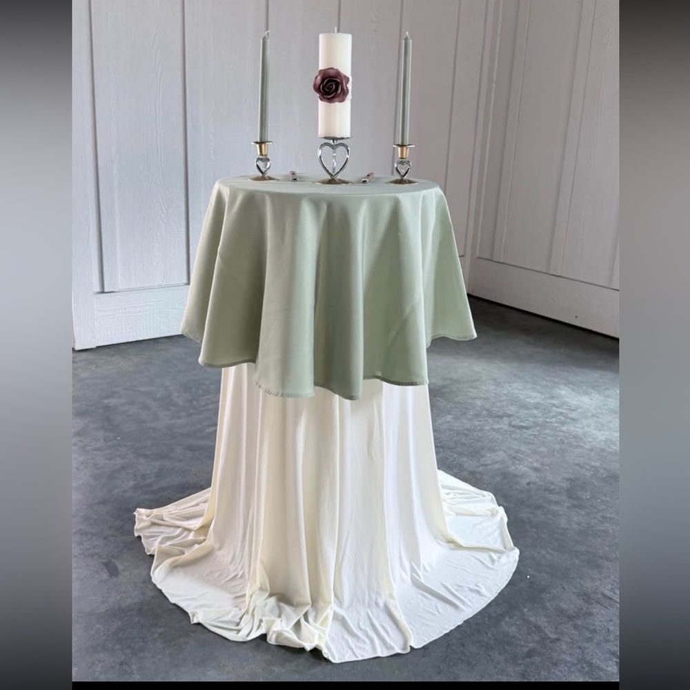 Elegant Sage and ivory bistro table and table cloths